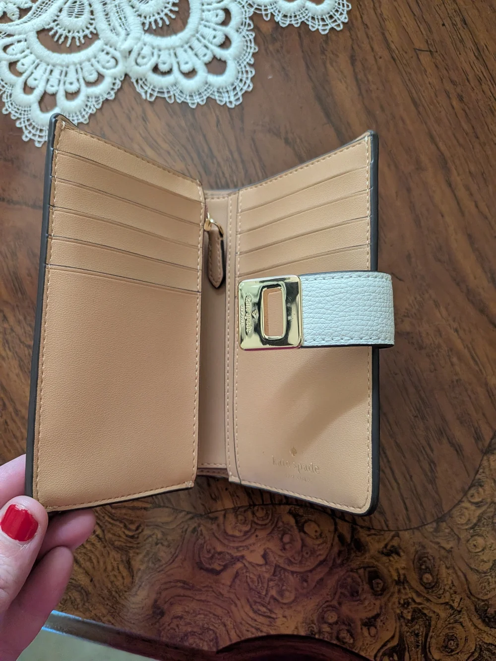 kate spade White Leather Wallet with Gold Turnlock